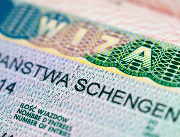 Wiza Schengen – wszystko co musisz wiedzieć o ubezpieczeniu i uprawnieniach