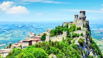 Jak wybrać ubezpieczenie do San Marino?