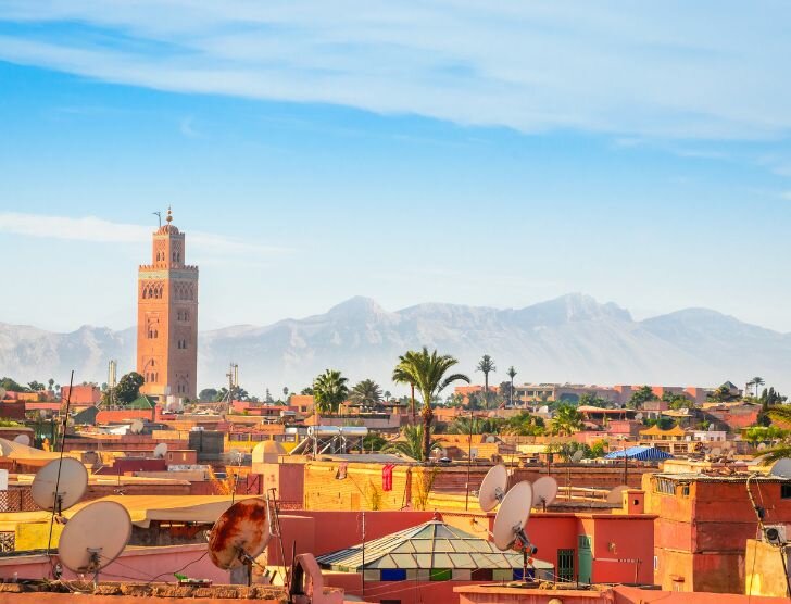 Jak zaplanować bezpieczne wakacje w Maroku? Poradnik