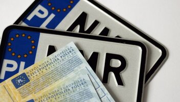 Jak wymienić dowód rejestracyjny?