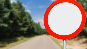 Jak postawić znak drogowy na terenie prywatnym?