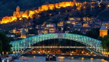 Co warto zobaczyć w Tbilisi i jak zaplanować wycieczkę?