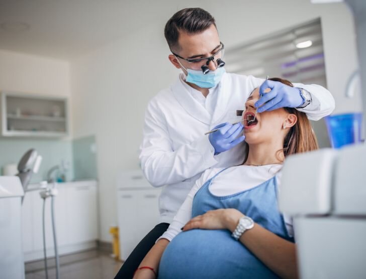 Leczenie zębów w ciąży – co musisz wiedzieć?