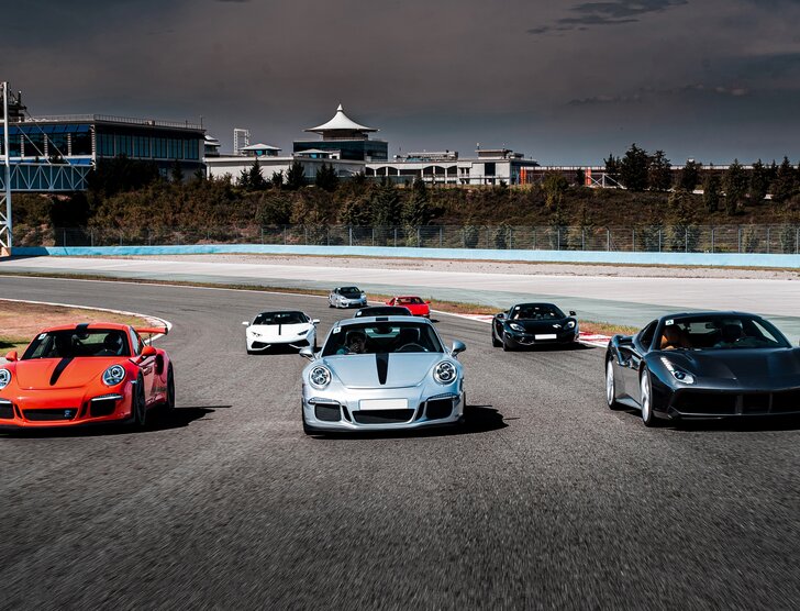 Najszybsze auta na świecie – lista 10 najszybszych modeli