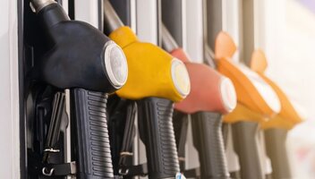 Karta paliwowa – co to jest, jak działa i którą wybrać?