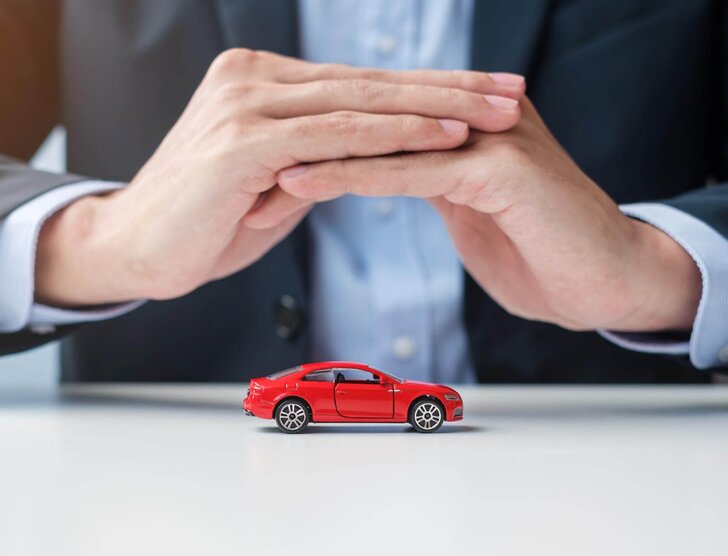 Automatyczne przedłużenie OC – czy polisa OC przedłuża się automatycznie?