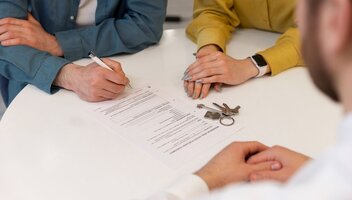 Najemca a wynajmujący – kto jest kim, jakie mają prawa i obowiązki? Poznaj różnice