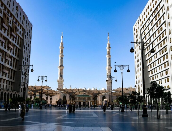 Ubezpieczenie turystyczne do Arabii Saudyjskiej – jaką polisę wybrać?