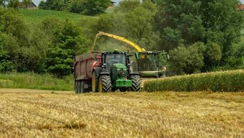 Kara za brak OC rolnika – ile wynosi i kto ją nakłada?
